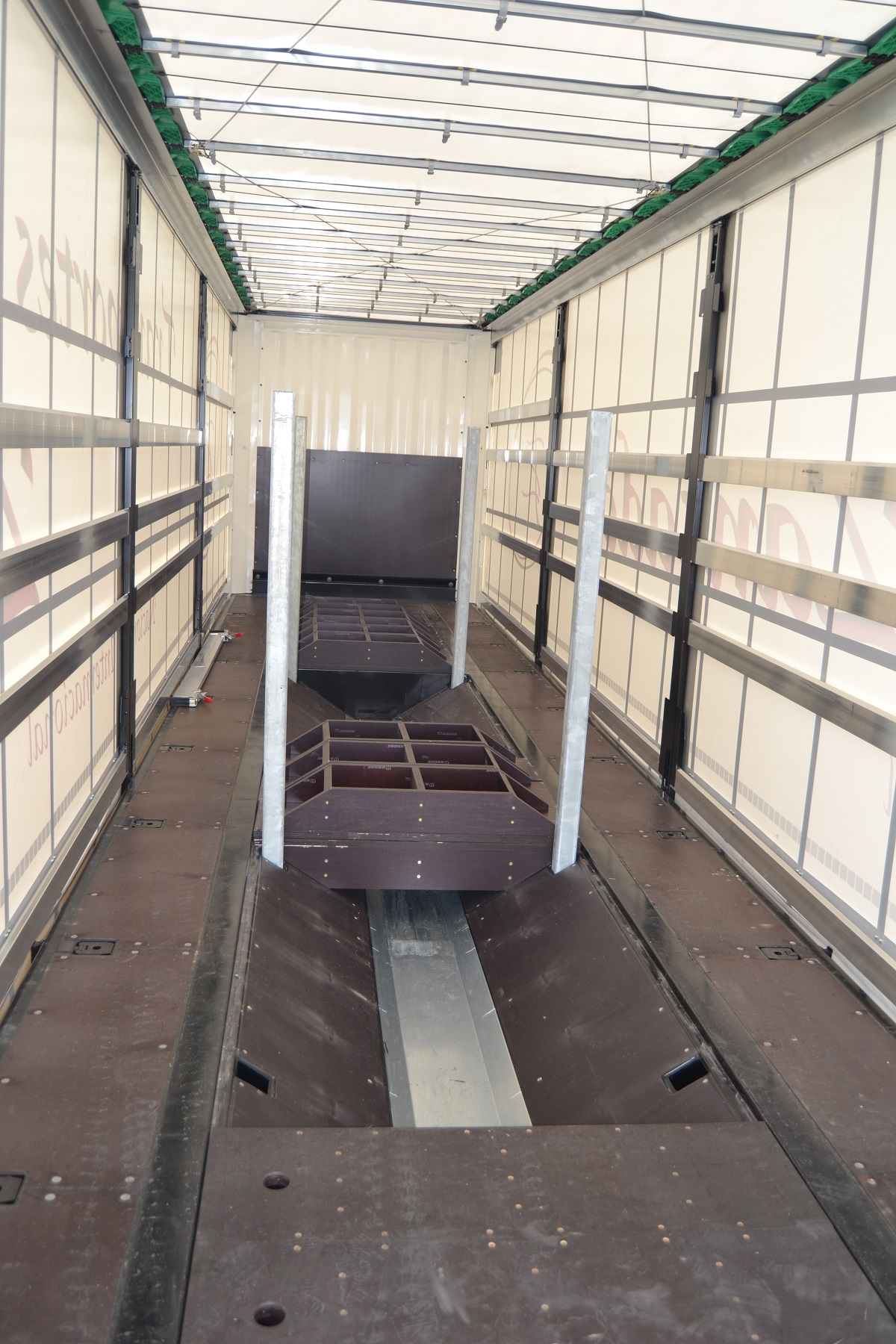 interior camion transzancada